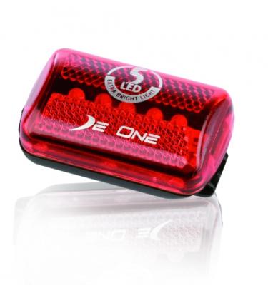 svetlo-zadne-5-led--8f--hl-de034--